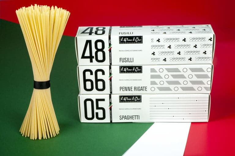 Cardboard rollover hinged lid for pasta