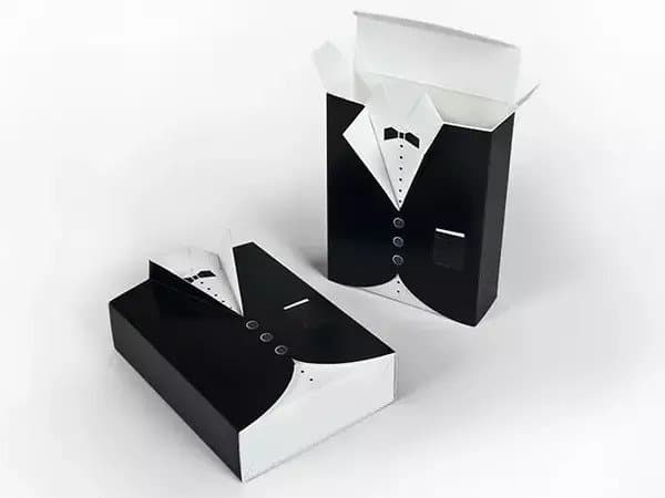 Captivating asymmetric tuck end boxes